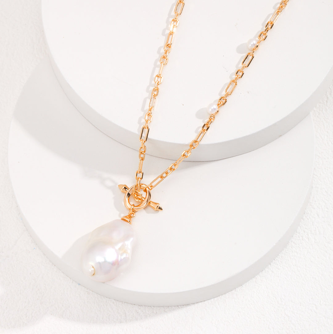 Baroque Pearl Necklace