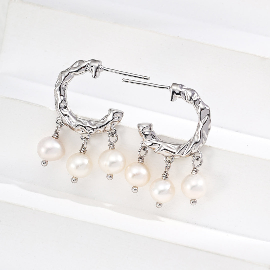 Retro Pearl Earrings