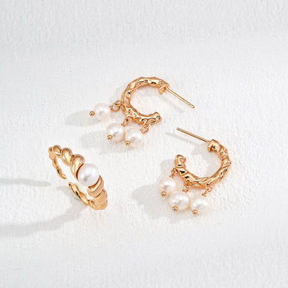 Retro Pearl Earrings
